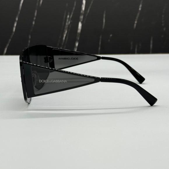 NEW DG2305 01/87 DOLCE&GABBANA BLACK OVERSIZED UNISEX SUNGLASSES - Picture 6 of 10